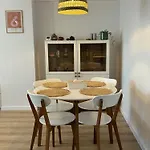 The Cozy Flat - Modern, New, 2 Apartments, Parking *