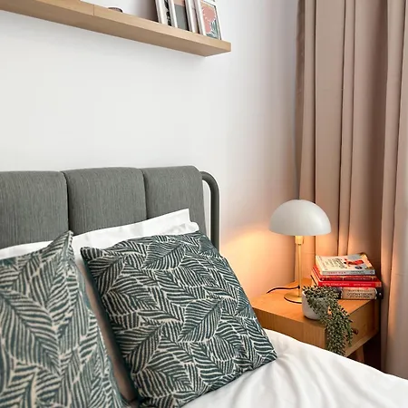 The Cozy Flat - Modern, New, 2 Apartment, Parking Apartament