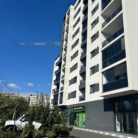 The Cozy Flat - Modern, New, 2 Apartments, Parking