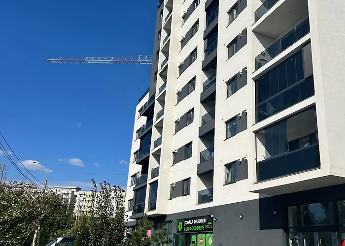 The Cozy Flat - Modern, New, 2 Apartments, Parking