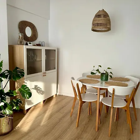 The Cozy Flat - Modern, New, 2 Apartments, Parking 부쿠레슈티